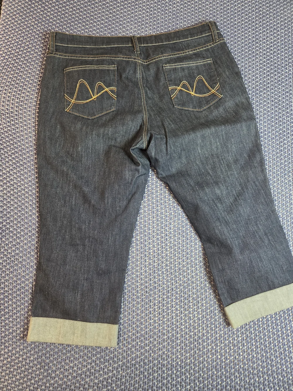 New York & Company Dark Indigo Relaxed Crop Jeans#0435